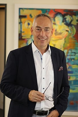 Rainer Mayer, Inhaber